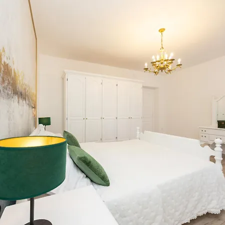 Luxury 4 Star Ivancica