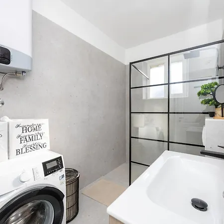 Luxury 4 Star Ivancica Apartman *