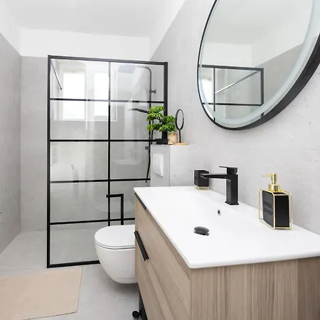 Luxury 4 Star Ivancica Apartman *